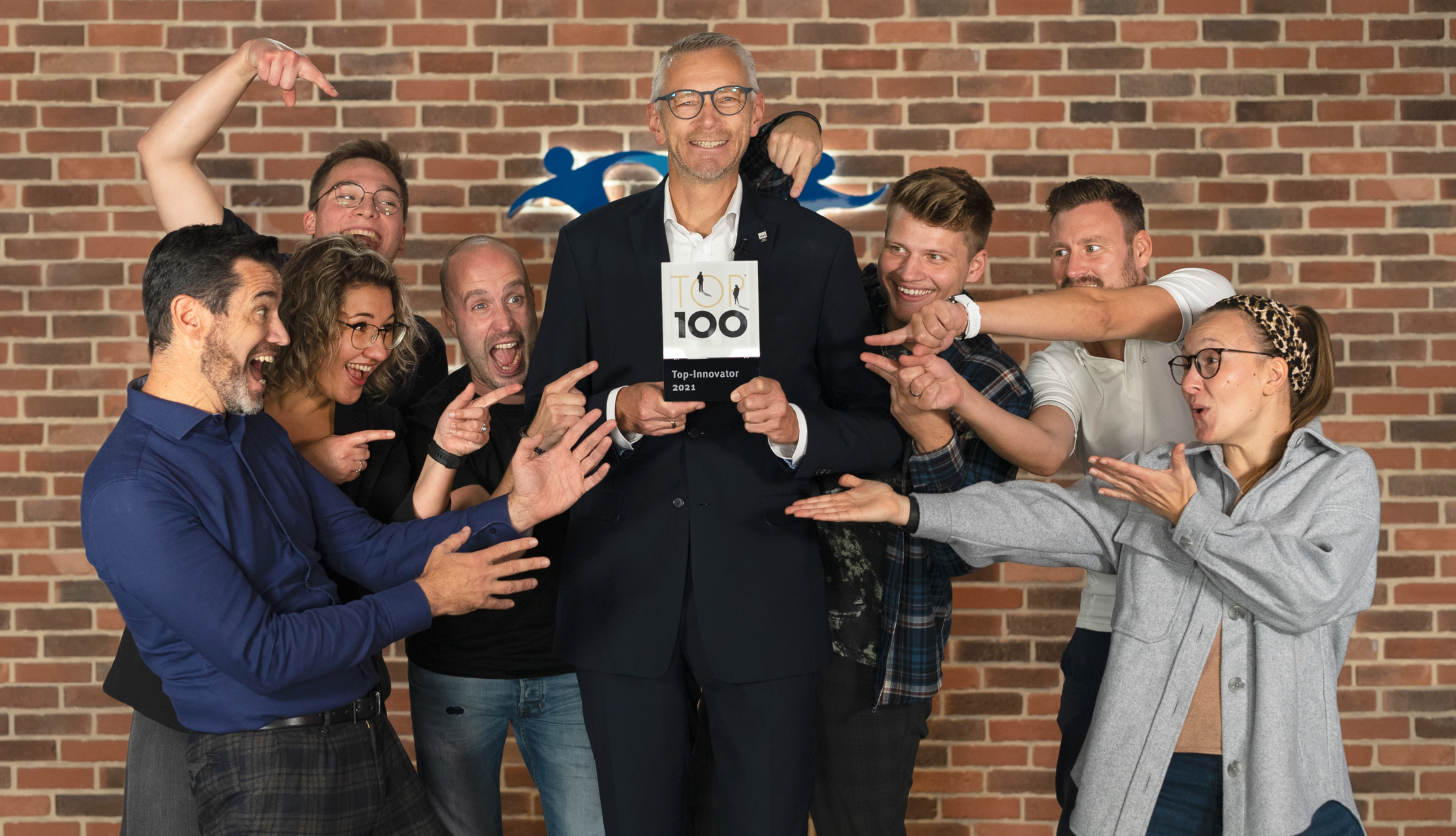 blau direkt Team